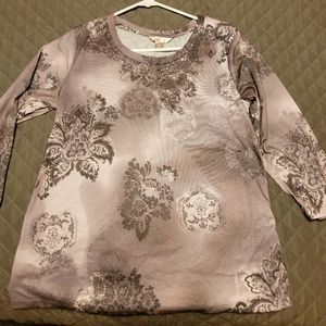Top, shirt, tee shirt 3/4 sleeved, silver stones, size small